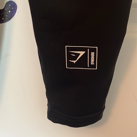 GYMSHARK XS BLACK PANTS - Picture 5 of 12